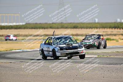 media/Sep-29-2024-24 Hours of Lemons (Sun) [[6a7c256ce3]]/Bus Stop (1145a-1215p)/